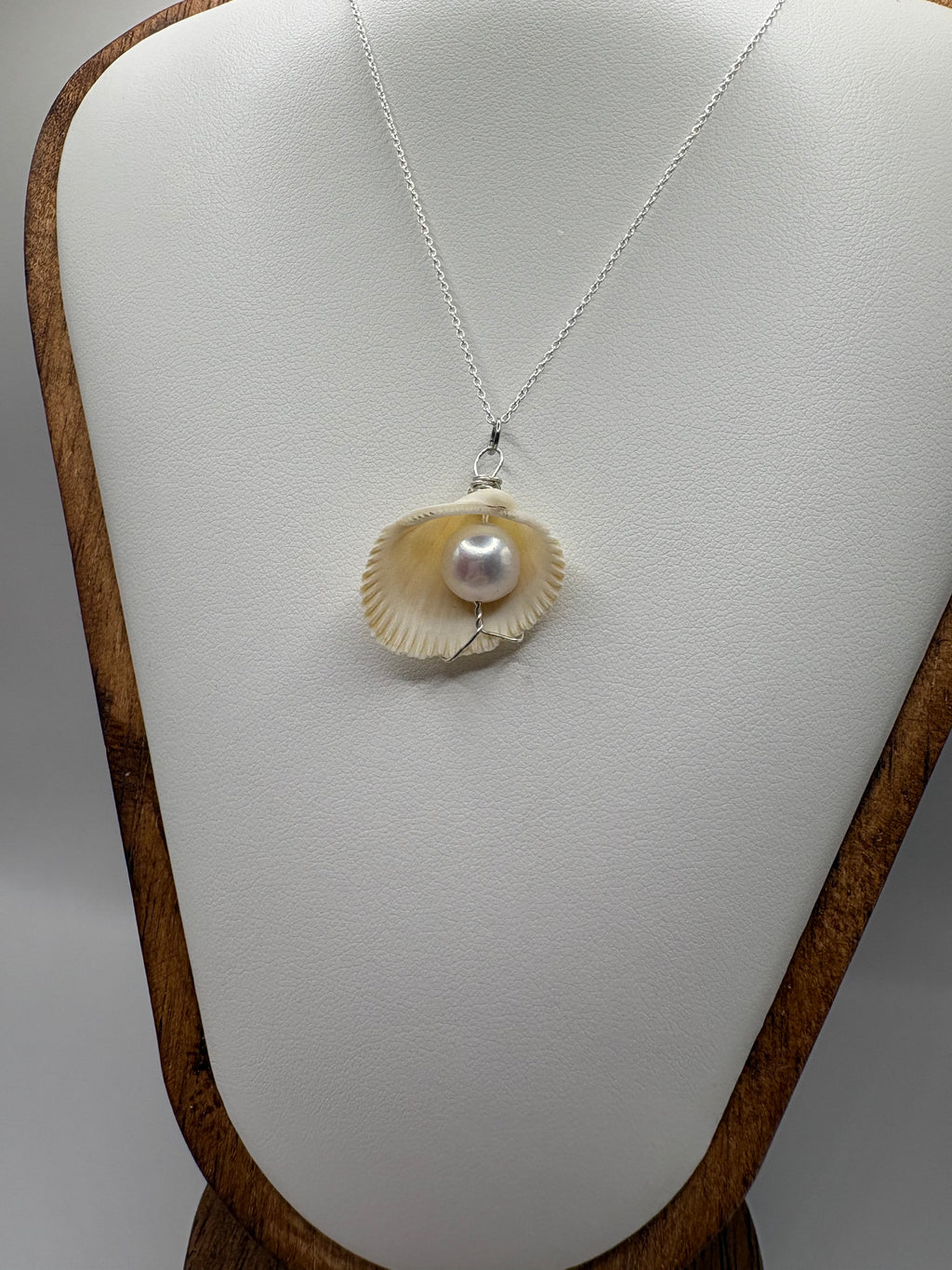 Calypso Necklace