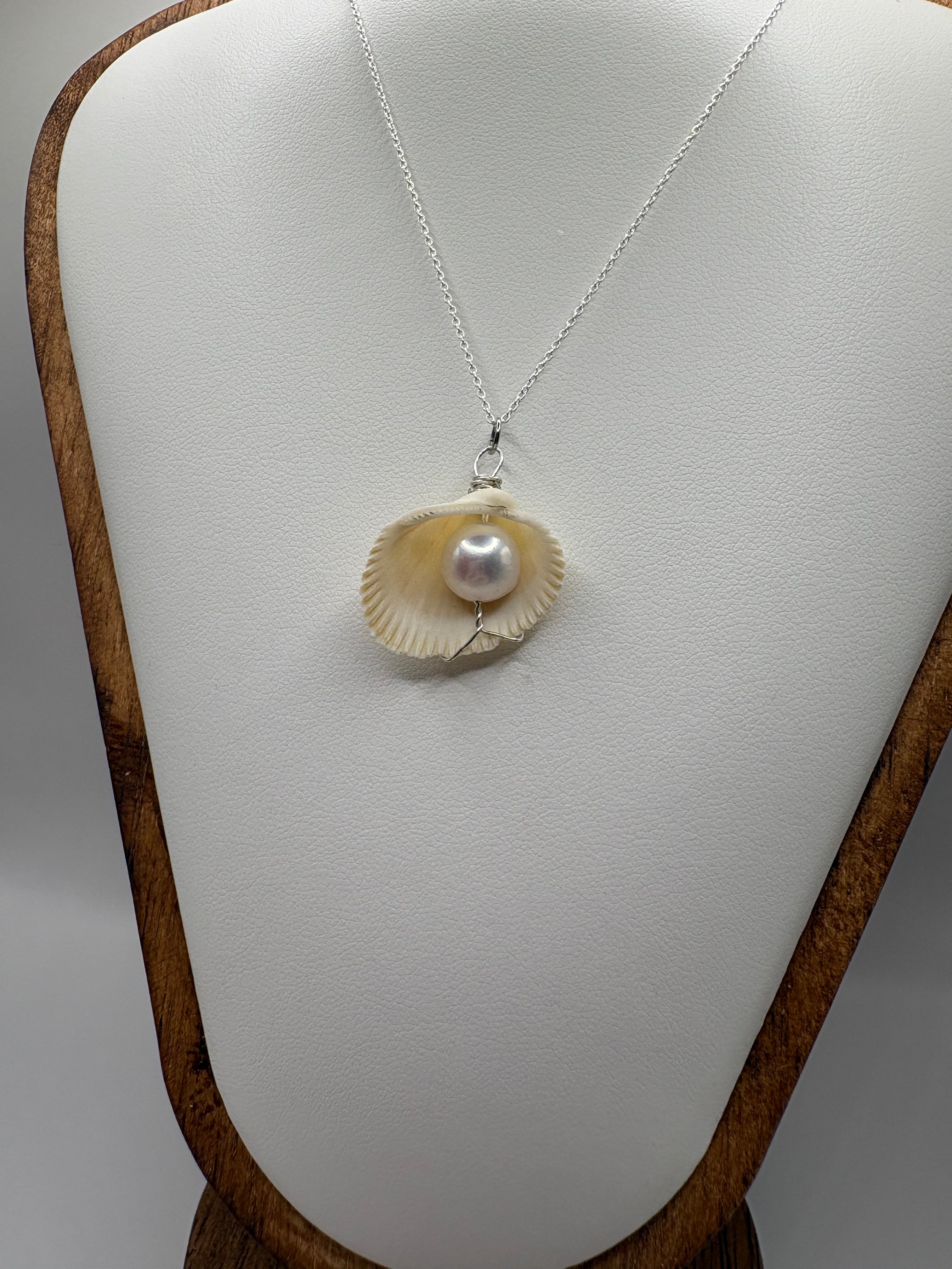 Calypso Necklace