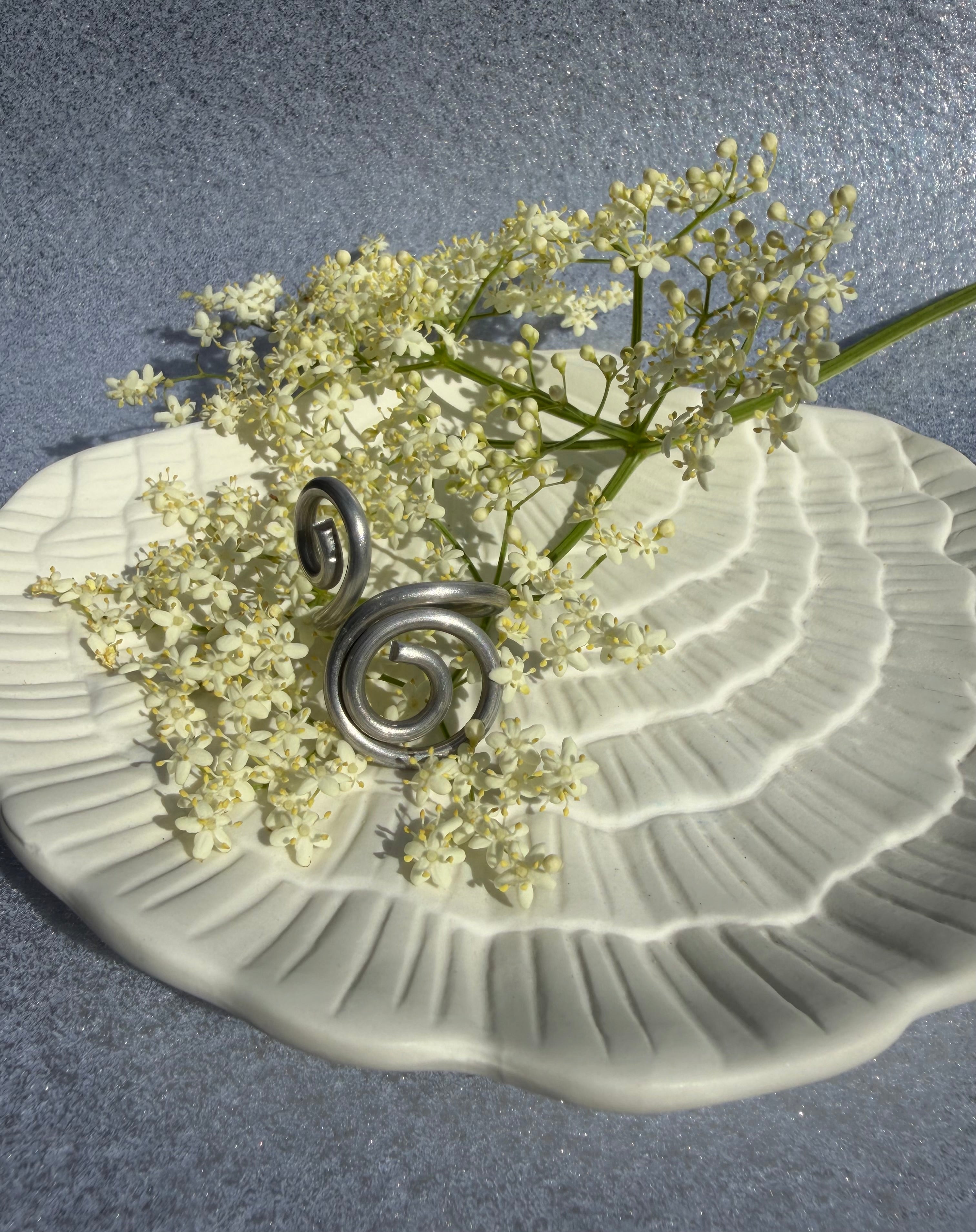 Wisp Ring